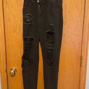 Black ripped mom jeans